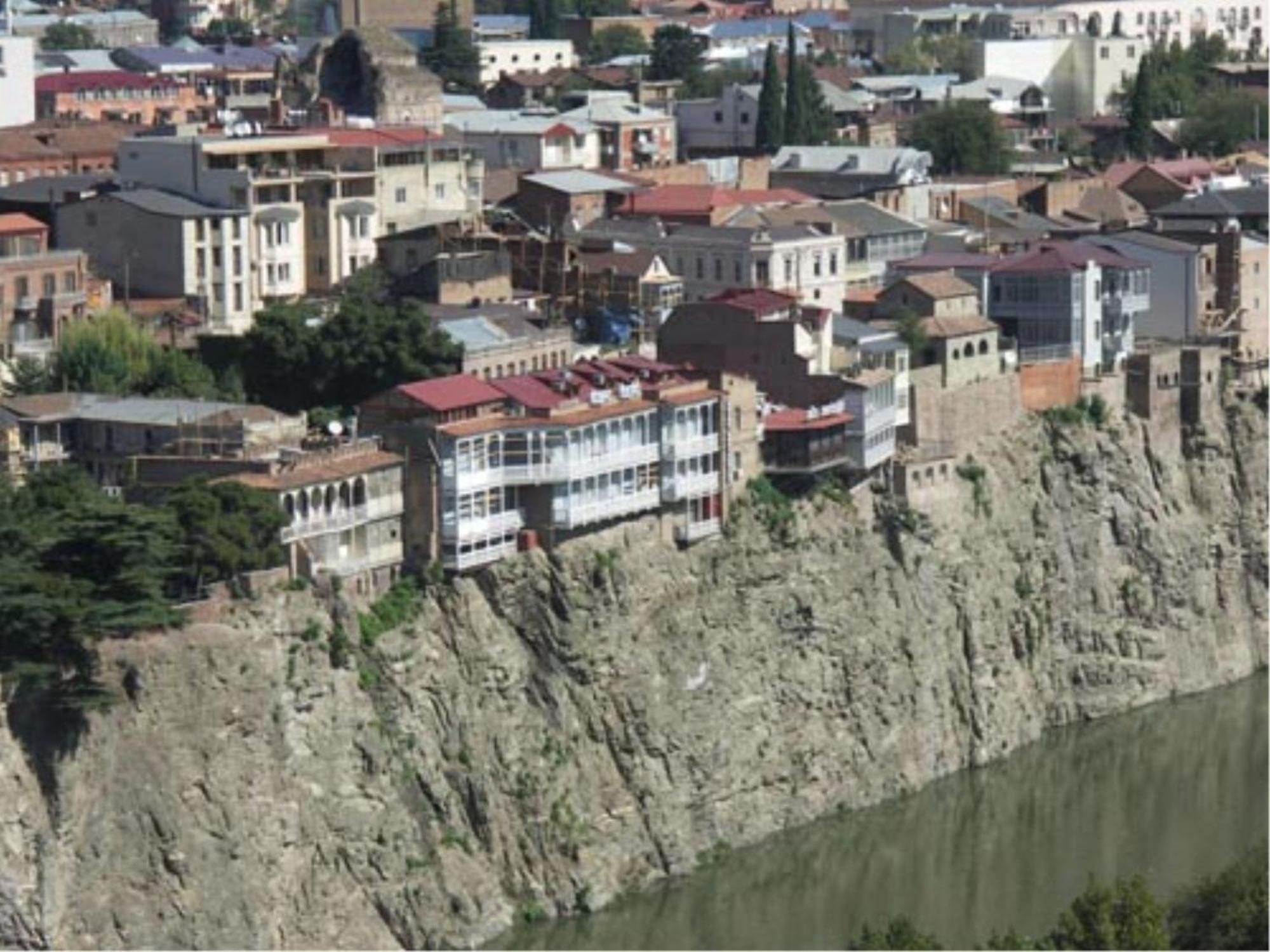 Old Tbilisi Trio Apartments Номер фото