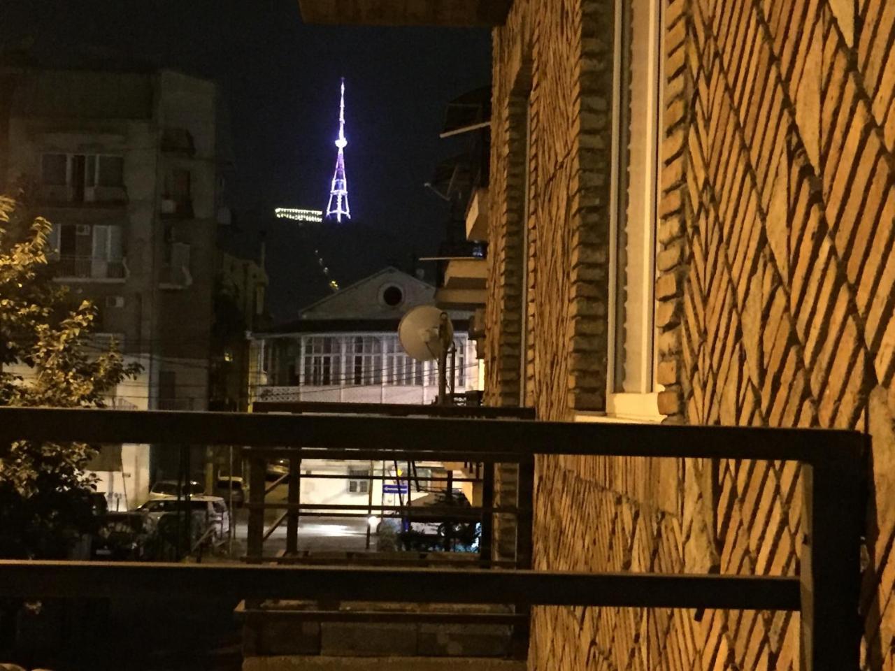 Old Tbilisi Trio Apartments Экстерьер фото